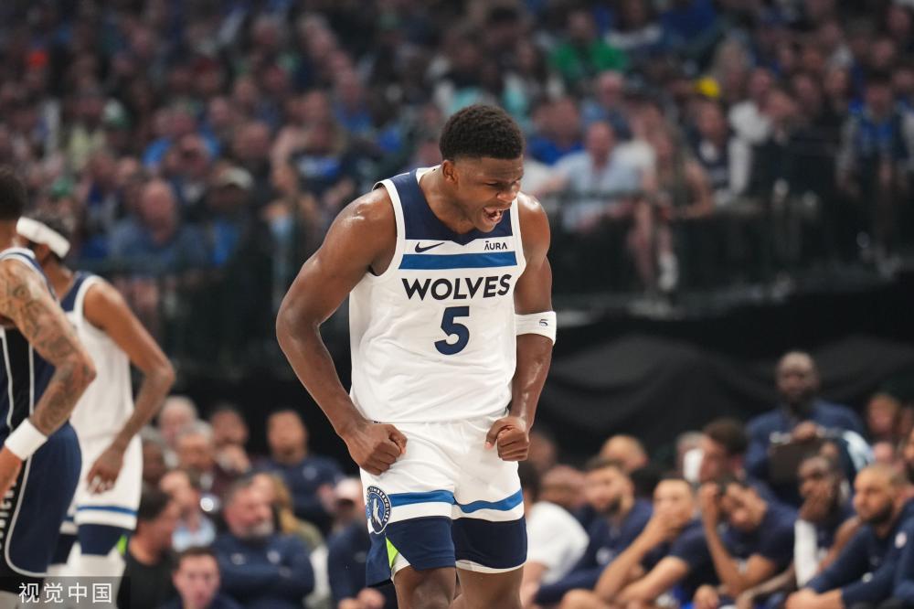 防守犯规发 防守犯规发