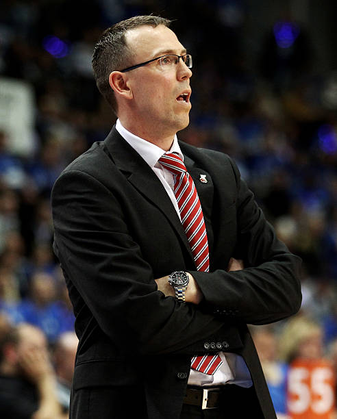 为男子撑杆 为男子撑杆